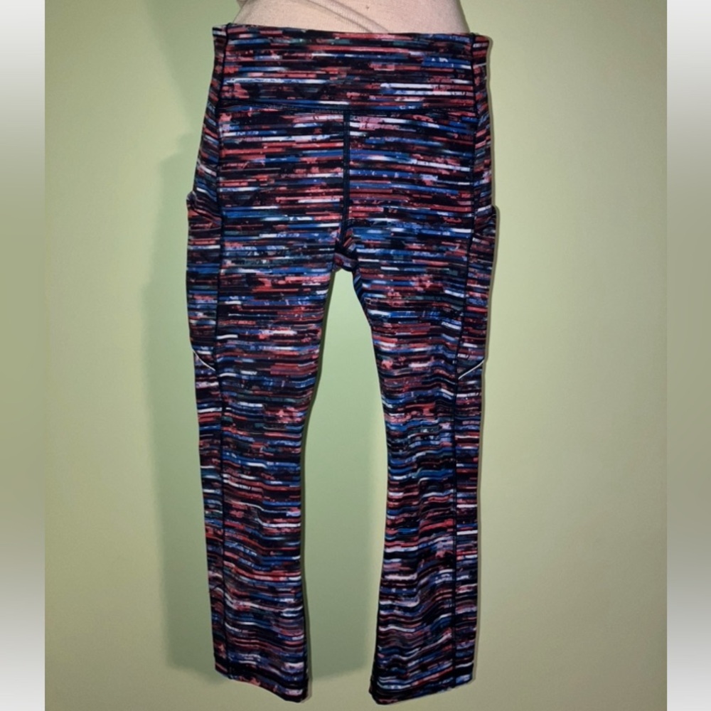 Lululemon pace rival multi color stripe crop leggings sz 8 orange blue luxtreme